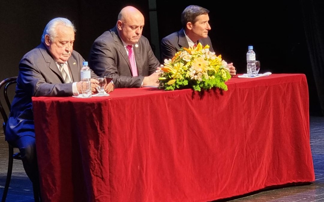 «No nos alcanza con un Feliz Día, nos merecemos una vida digna»: Se conmemoró el Día del Médico en el Coliseo Podestá de La Plata