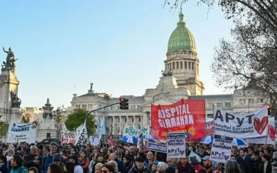 El Consejo Superior del Colegio de Médicos expresó su repudio a los vetos presidenciales que frenan el financiamiento del Hospital Garrahan y de las universidades nacionales